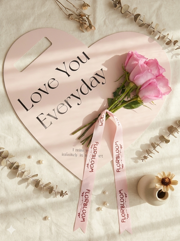 Blushing Heart "Love You" Carrier